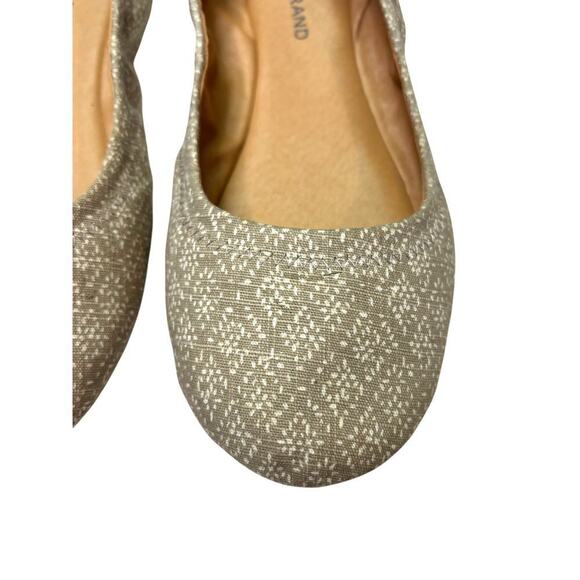 Lucky Brand | Women's Emmie Closed Toe Slide Flats, Cobblestone, Ballet Flats - Picture 4 of 10
